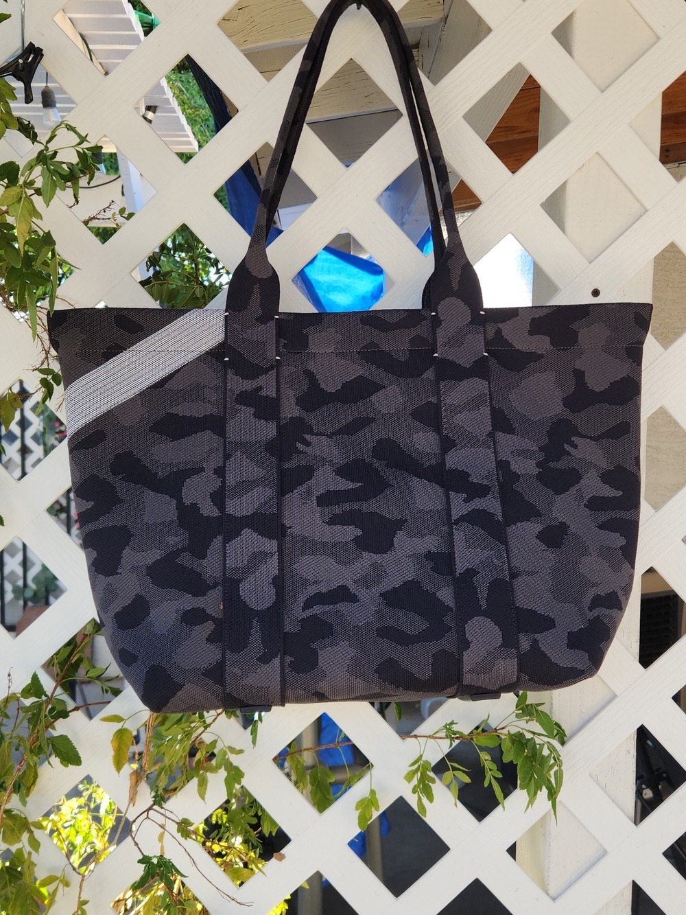 Camouflage Tote Bag - Picture 4 of 6